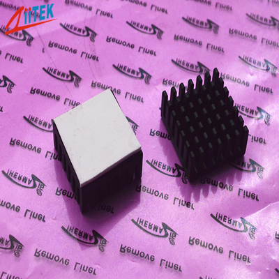 3.0 W/Mk Pad térmico de disipador de calor conforme a Rohs para dispositivos de almacenamiento de masas