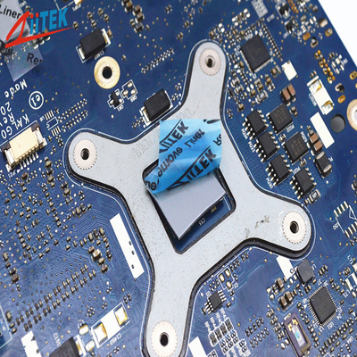 China Pad térmico a medida Pad térmico aislado resistente a altas temperaturas para computadoras portátiles GPU