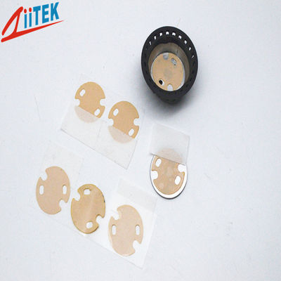 Controladores de motor Ámbar ligero Personalizado 1.6W Pad térmico de cambio de fase 0.102mm de espesor