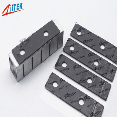 Materiales de absorción de calor conductores suaves gris oscuro 1.5W/MK para electrónica industrial