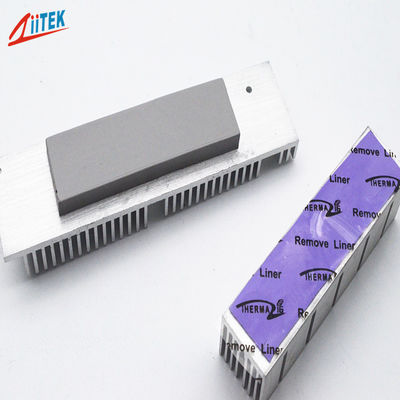 Pad térmico aislado eléctricamente de 8,0 W Pad de silicio térmicamente conductor Material de gestión térmica