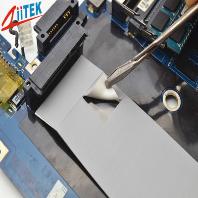 Insulador térmico conductor electrónico de alta tensión de costumbre Pads de aislante de silicona térmico conductor para batería GPU
