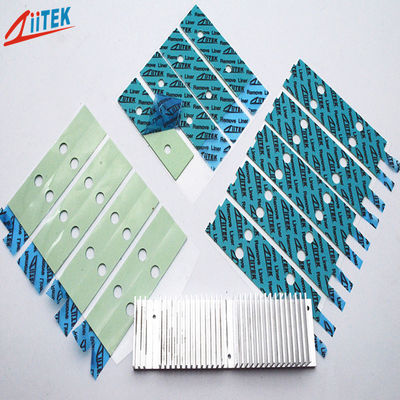 Conductividad térmica altamente eficiente 1.2W/MK Paderas térmicas de silicona para materiales de aislamiento de calor por computadora portátil