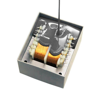 4.5W/MK Material adhesivo conductor térmico Resina epoxi conductora de adhesivos compuestos