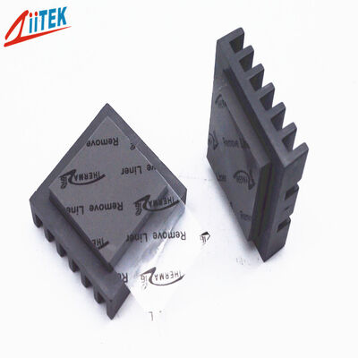 Almohadilla conductora térmica gris oscuro de densidad 3,5g/CM³ de fábrica de China, conductividad de 40 a 160 ℃, 8,0 W para tarjeta gráfica