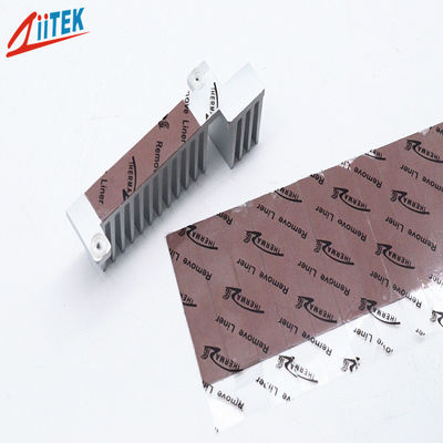 Grueso termal del cojín 0.25-5.08m m del silicio de Garnet Telecommunication Hardware Naturally Tacky 6,2 W