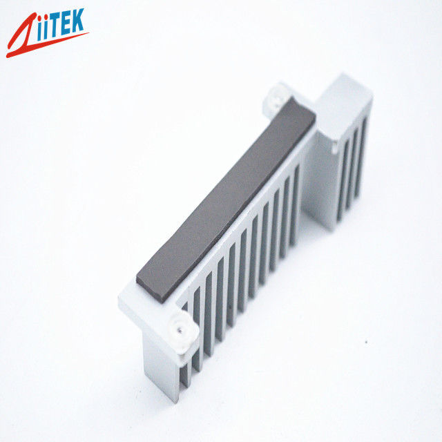 Pad térmico 0,5 mm 1 mm 1,5 mm 2 mm Conductividad térmica de alta eficiencia 5,0 W/MK