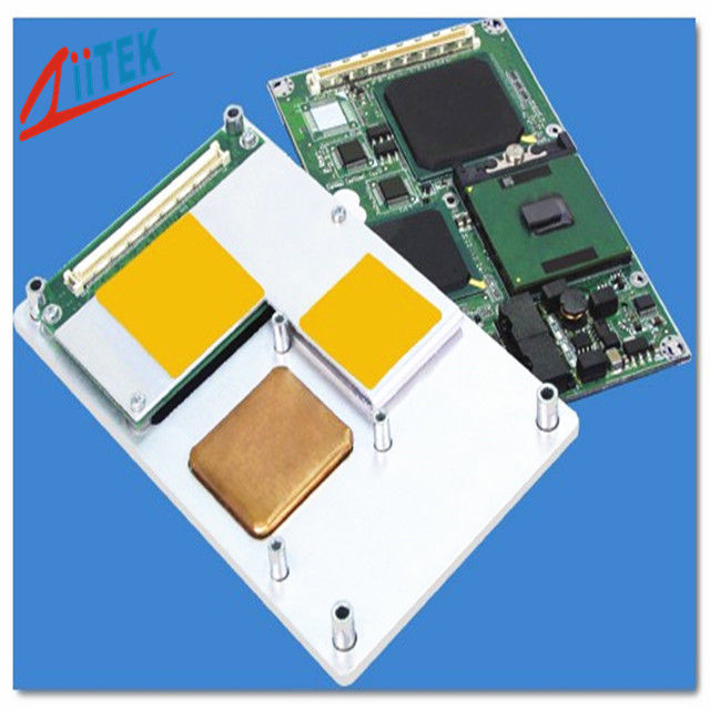 Material aislante térmico de silicona autoadhesivo conductor térmico Hoja de aislamiento para equipos de comunicación