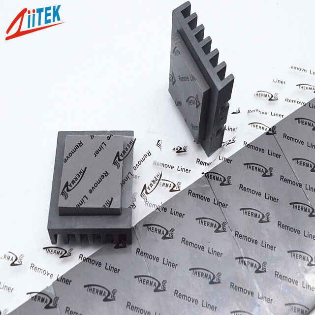 Almohadilla conductora térmica gris oscuro de densidad 3,5g/CM³ de fábrica de China, conductividad de 40 a 160 ℃, 8,0 W para tarjeta gráfica